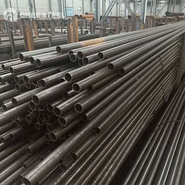 Е215 Бешавне прецизне цеви